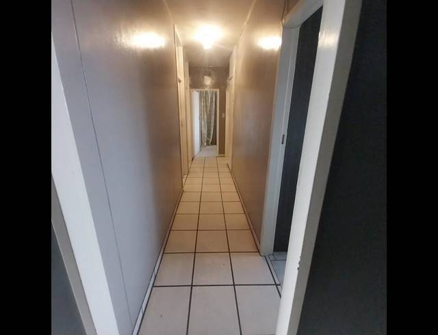 4 BEDROOM APARTMENT FOR SALE IN SUNNYSIDE